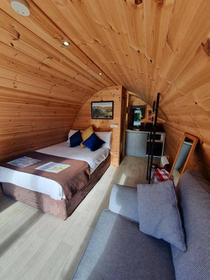 Priory Glamping Pods And Guest Accommodation キラーニー エクステリア 写真