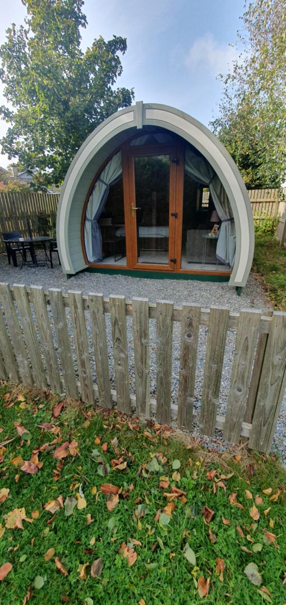 Priory Glamping Pods And Guest Accommodation キラーニー エクステリア 写真